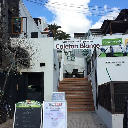 Apartamento Caleton Blanco Daire *