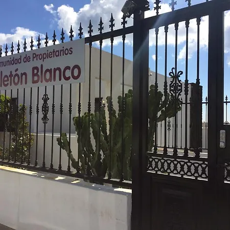 Apartamento Caleton Blanco Daire Puerto del Carmen (Lanzarote)