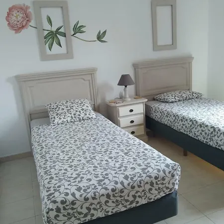 Apartamento Caleton Blanco Daire